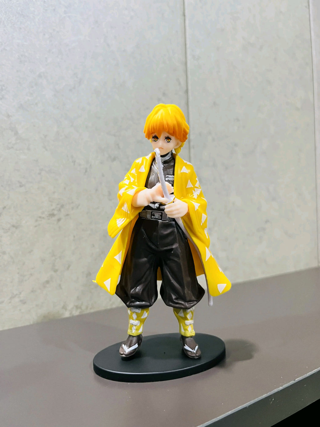 Zenitsu Agatsuma Thunder Breathing Anime Figure